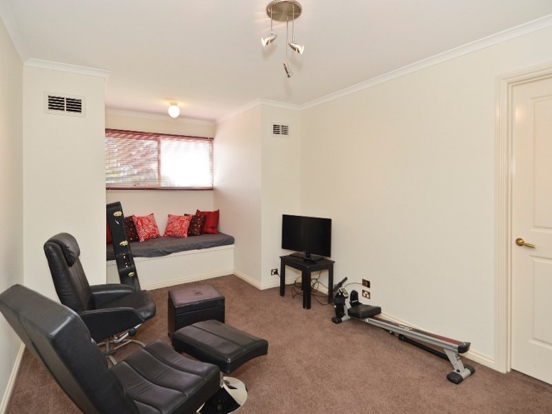39 Middleton Drive, Bannockburn image 13
