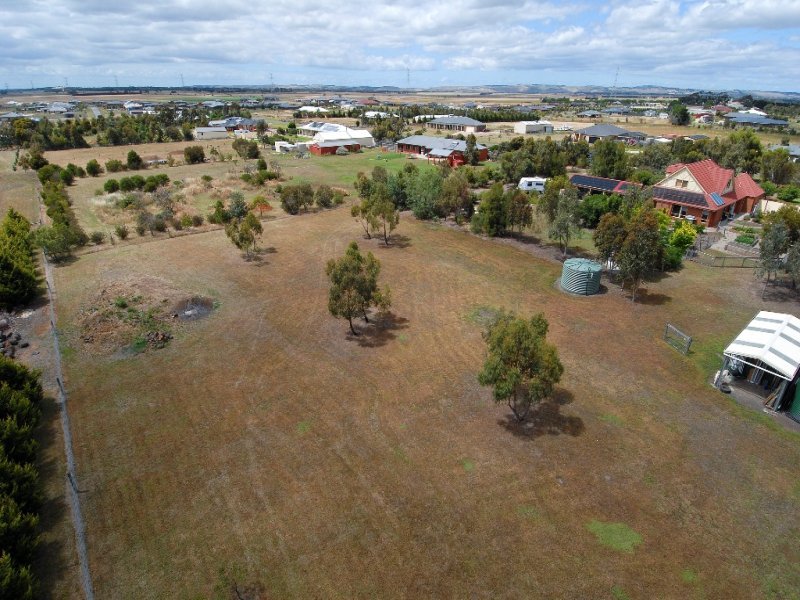 39 Middleton Drive, Bannockburn image 17