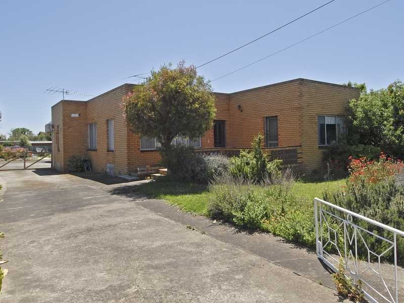 39 Milton Street, Bell Park image 2