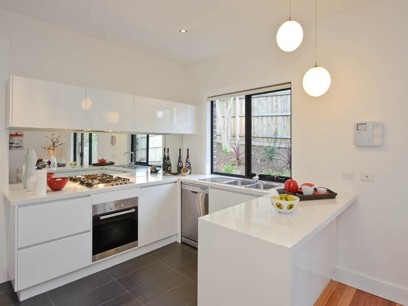 3/9 Moritz Street, Box Hill South image 5