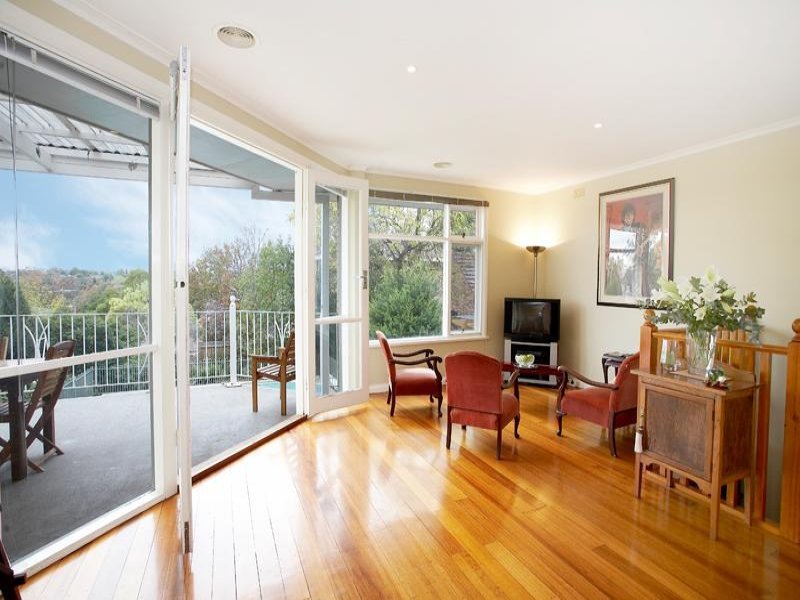 39 Mountain View Road, Balwyn North image 5