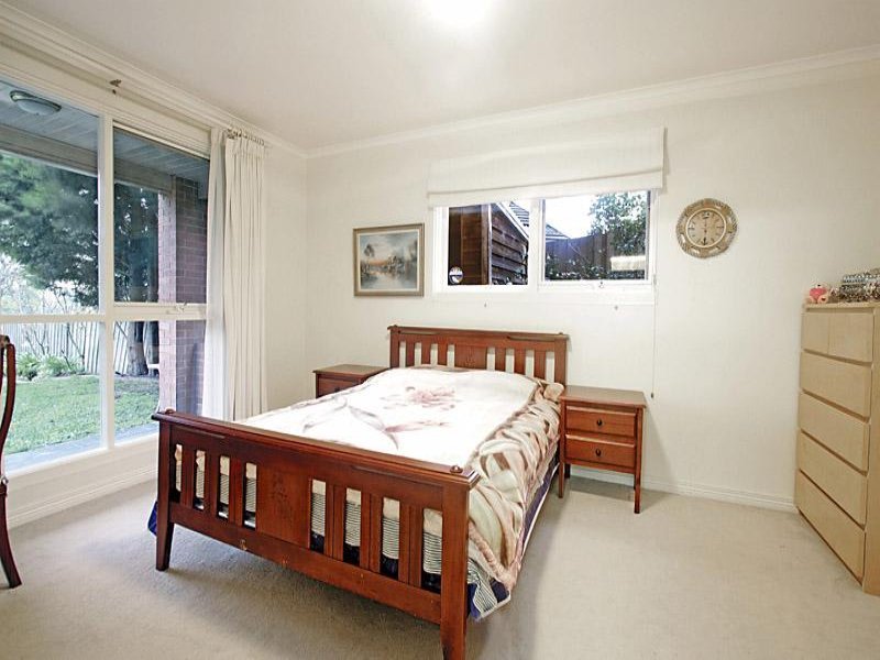 39 Narrak Road, Balwyn image 9