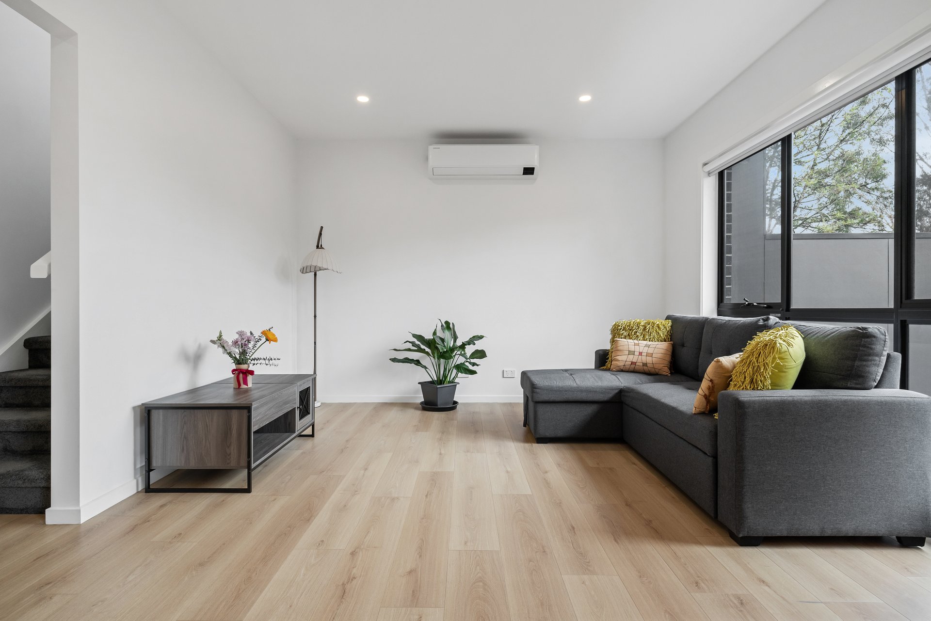 3/9 Newman Road, Croydon image 2