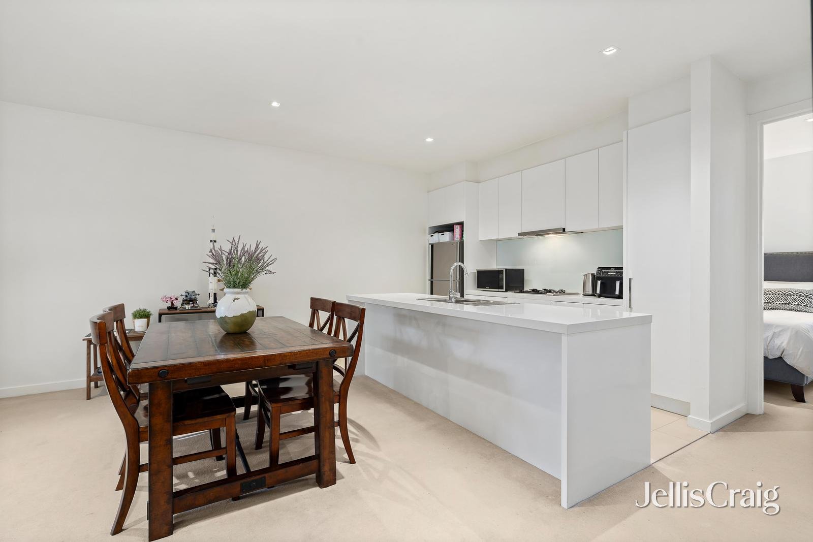 39 Oak Terrace, Wheelers&nbsp;Hill image 3