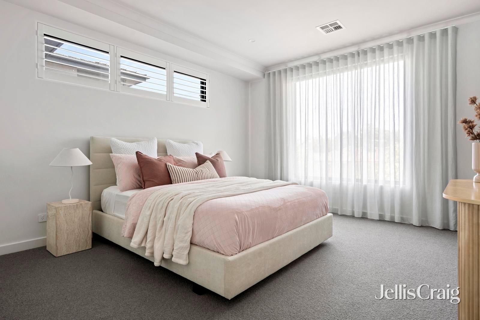 39 Ogilvie Street, Essendon image 16