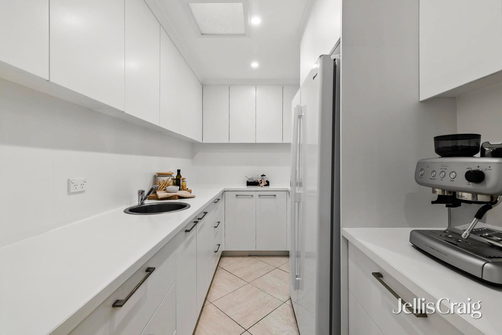 39 Paperbark Drive, Mount Martha image 4