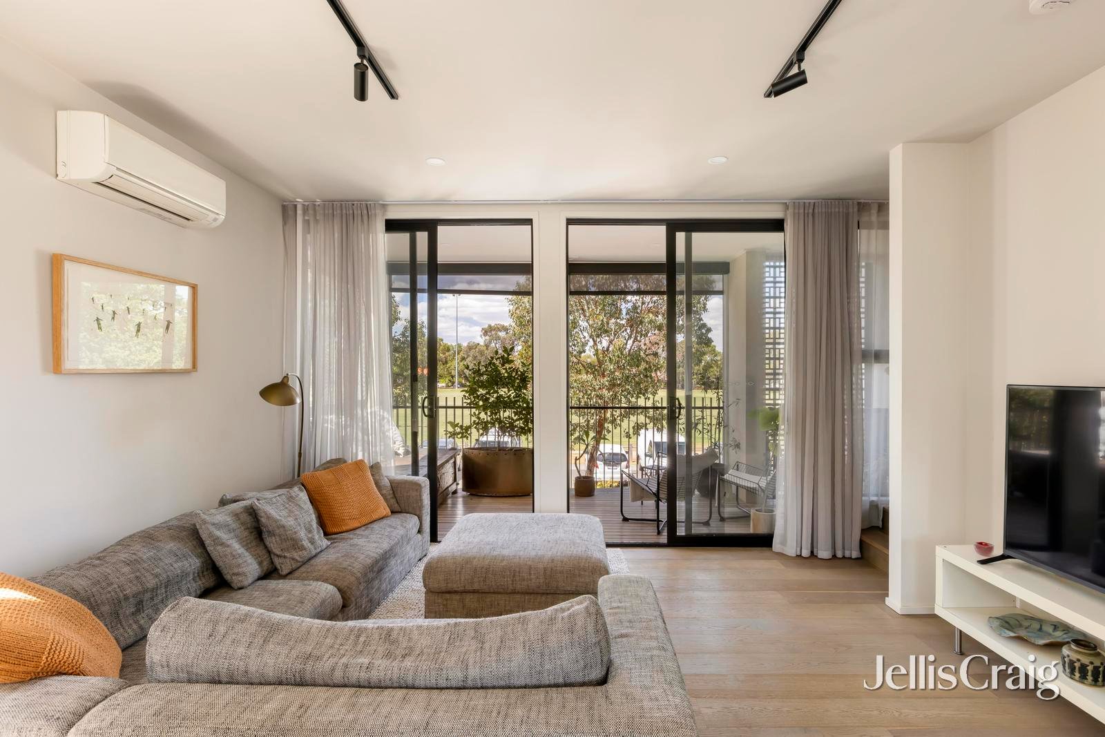 39 Parkview Road, Alphington image 5