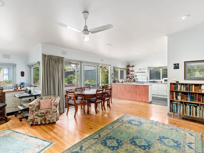 Property Gallery Thumbnail 3