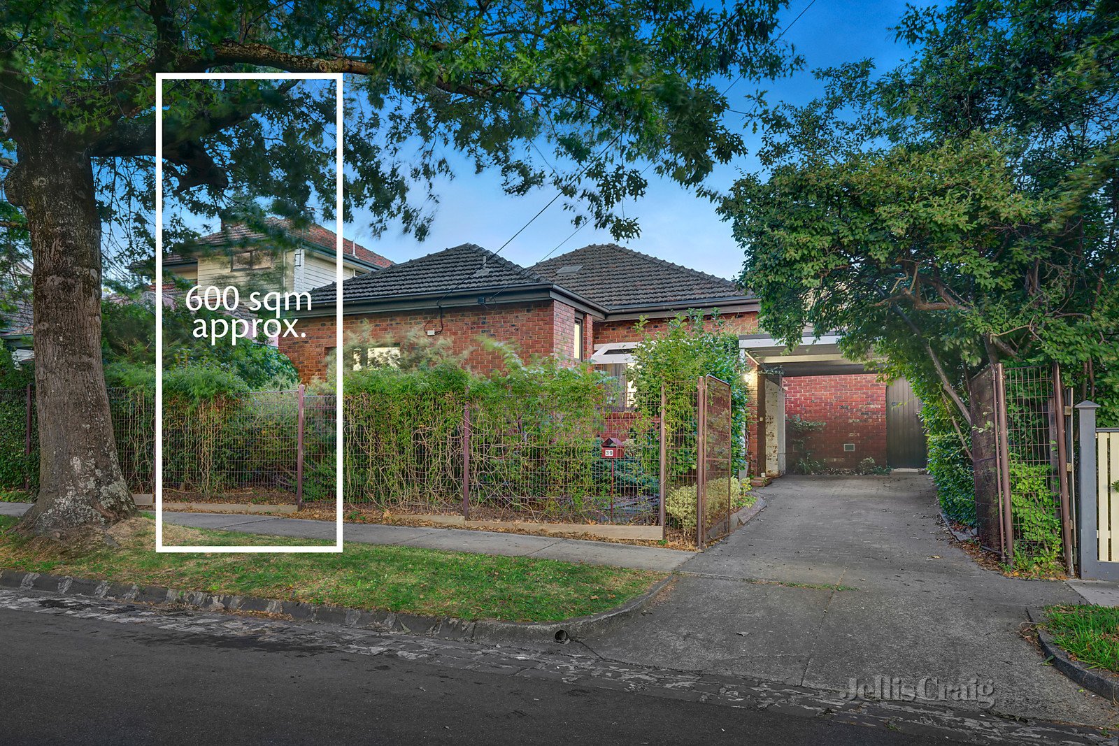 39 Pope Road, Blackburn image 1