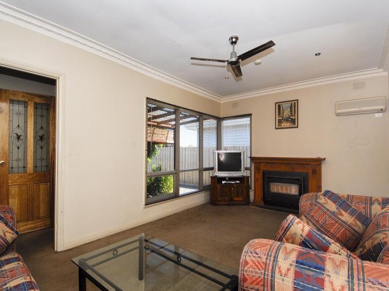 39 Poplar Street, Newcomb image 3