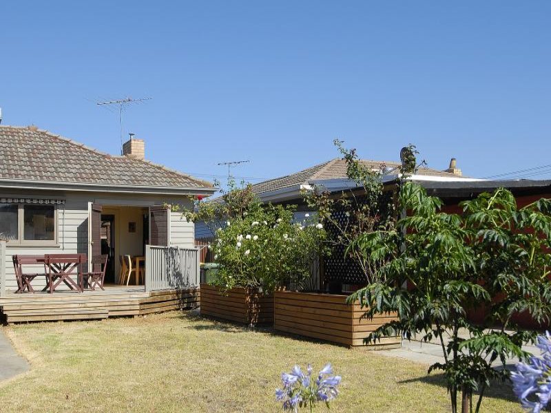 39 Poplar Street, Newcomb image 4