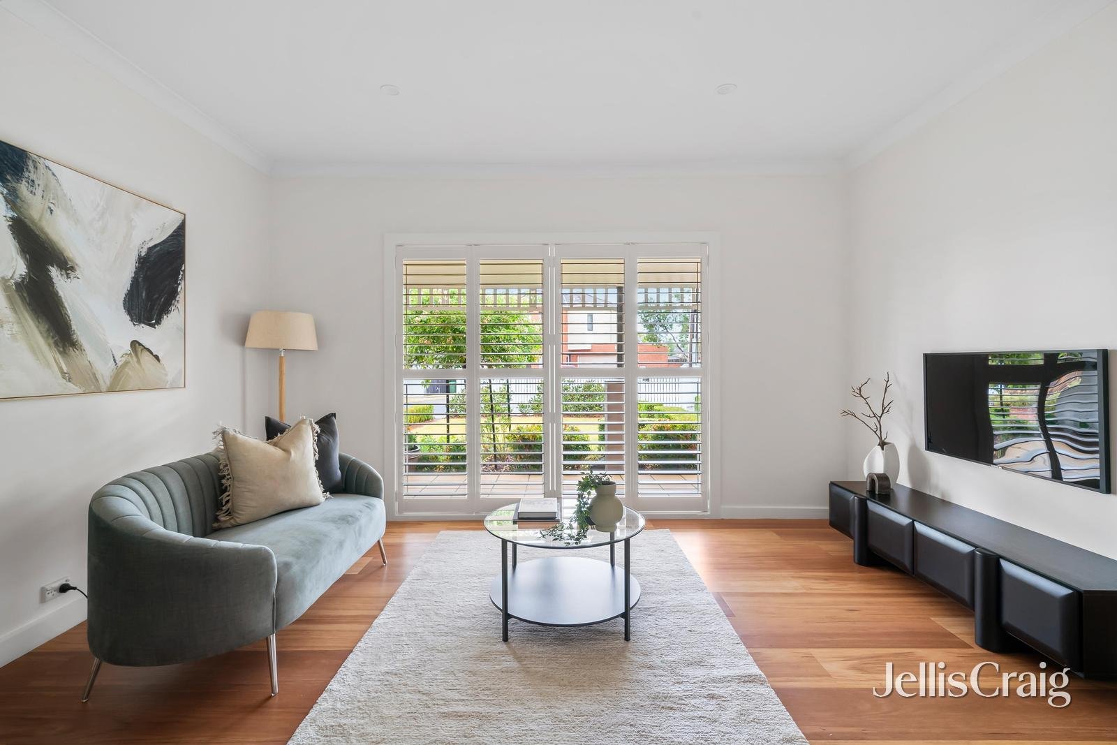 39 Scotland Avenue, Greensborough image 15