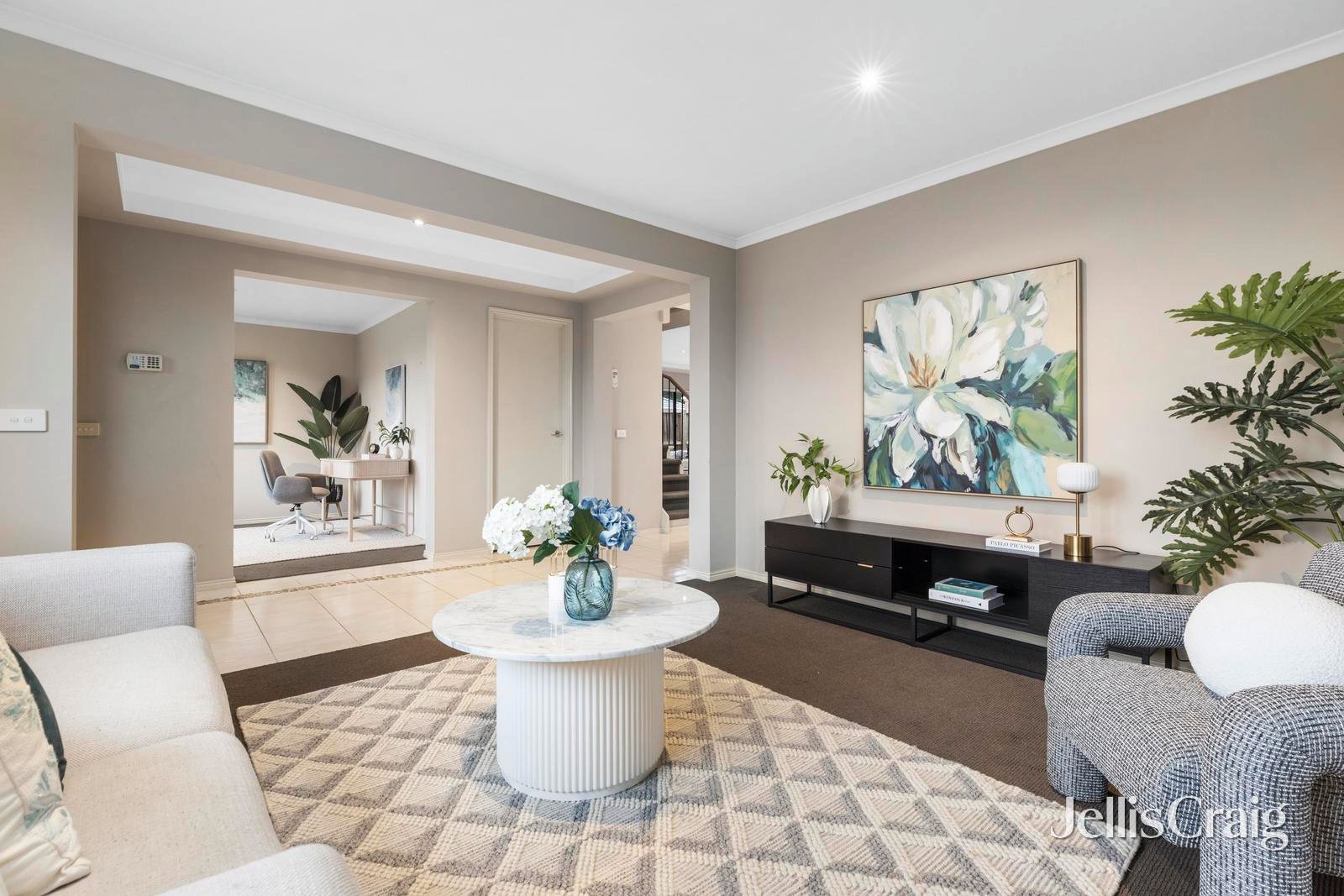 39 Seminary Crescent, Scoresby image 2