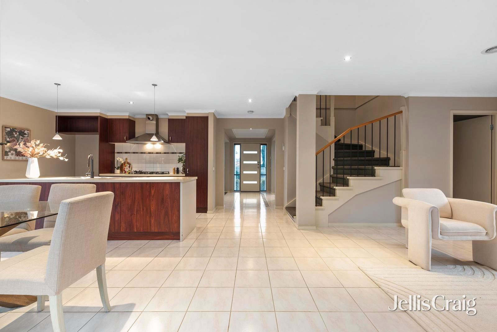 39 Seminary Crescent, Scoresby image 5