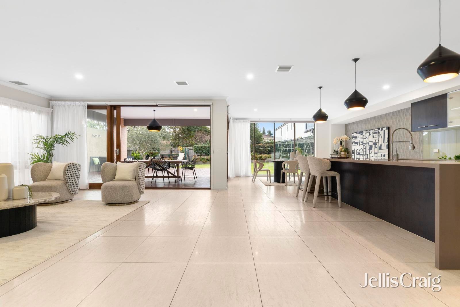 39 Sesame Street, Mount&nbsp;Waverley image 4