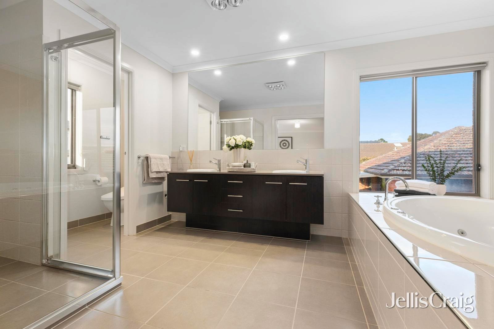 39 Sesame Street, Mount&nbsp;Waverley image 11