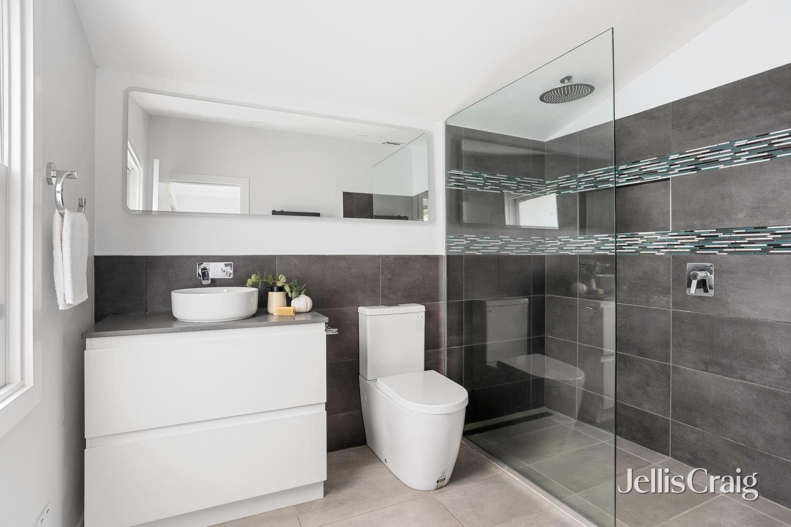 39 Shakespeare Grove, Heidelberg&nbsp;Heights image 6