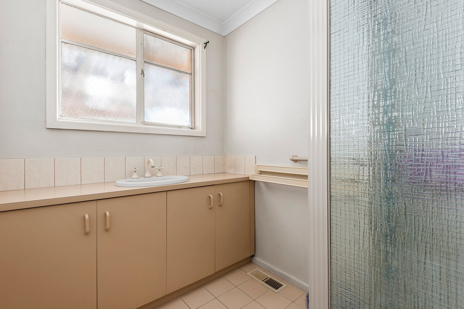 39 Simons Road, Leopold image 7