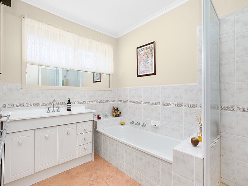39 Simpsons Road, Box Hill image 10