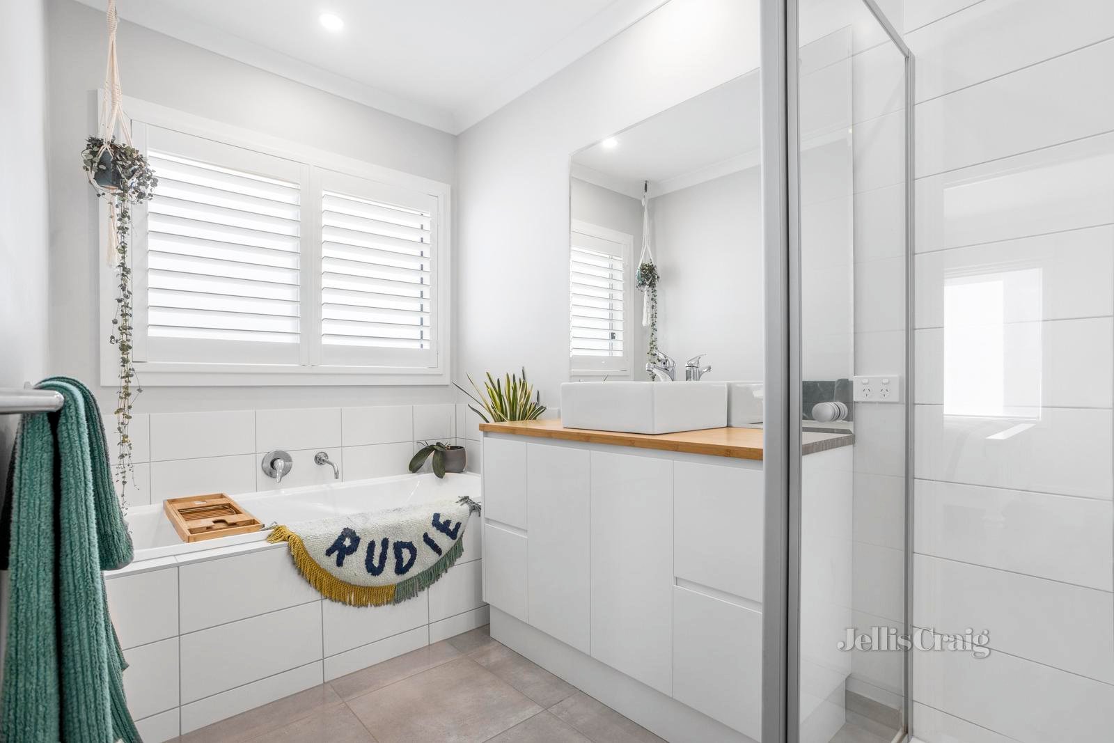 39 South Road, Woodend image 10