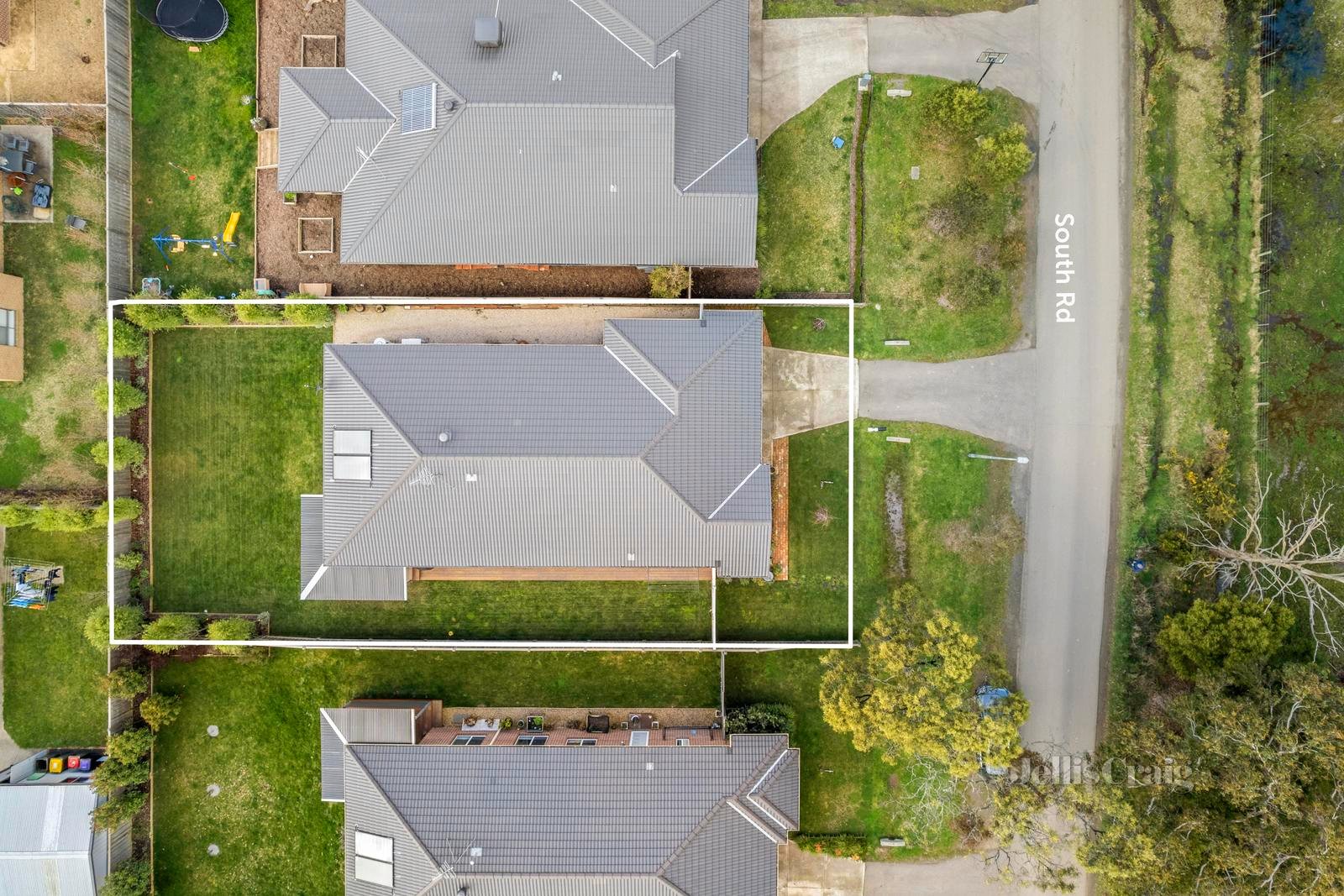 39 South Road, Woodend image 14