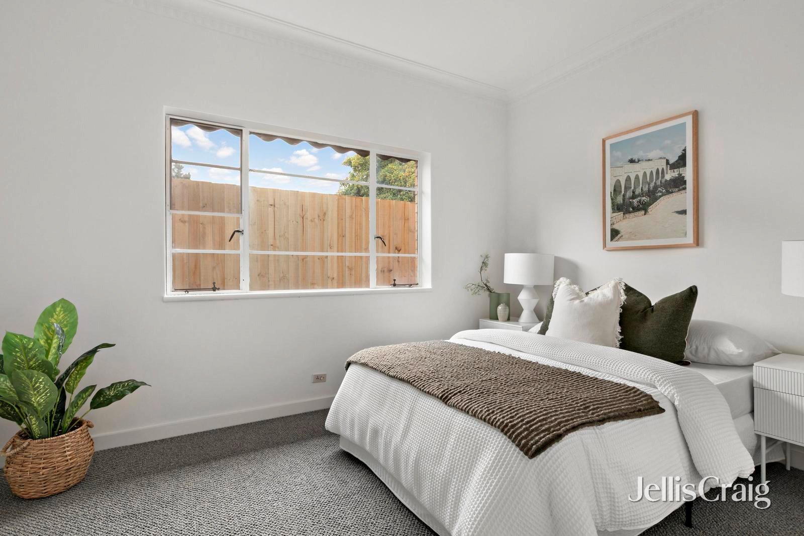 39 St Leonards Avenue, Yarraville image 7