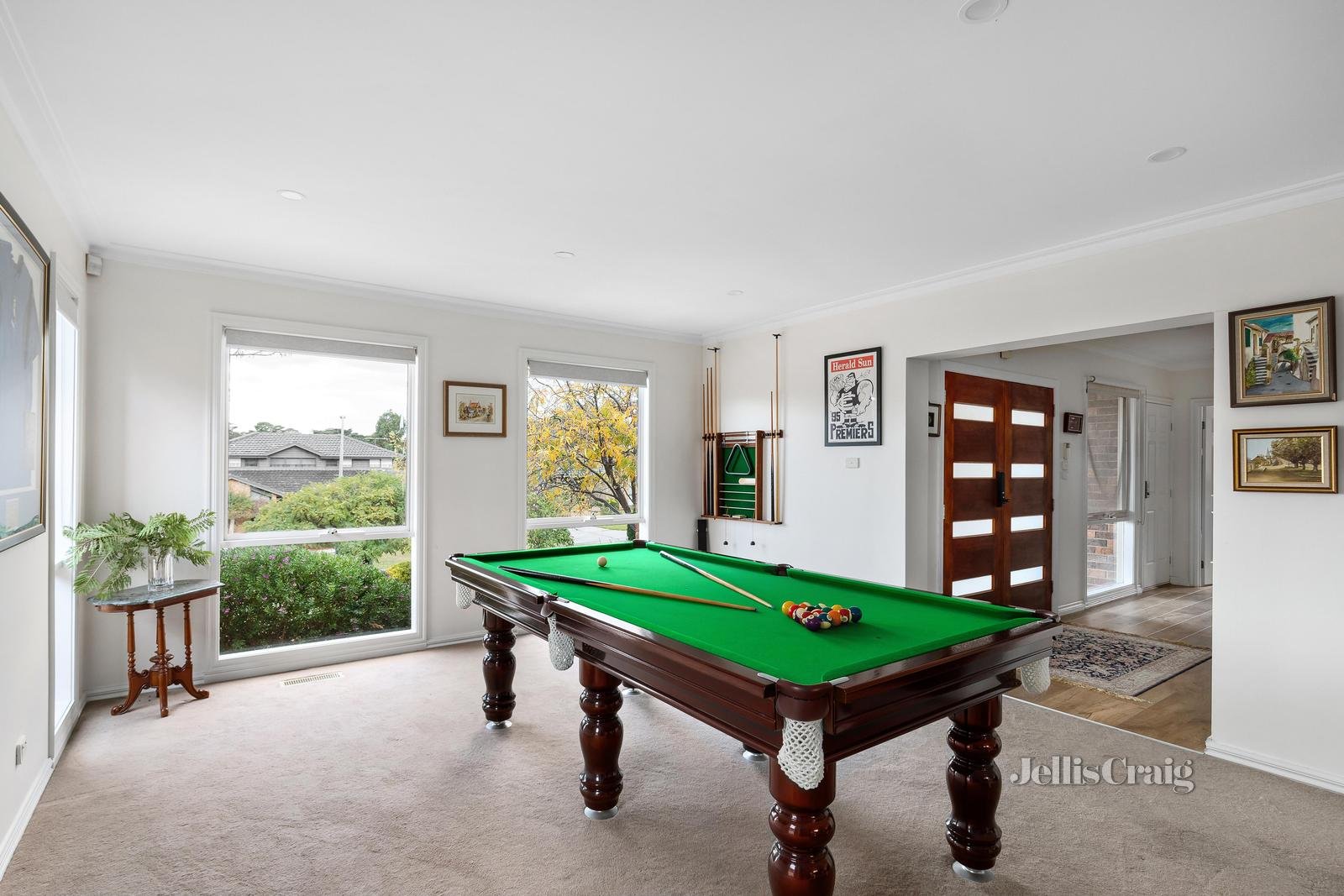 39 Symon Crescent, Greensborough image 9