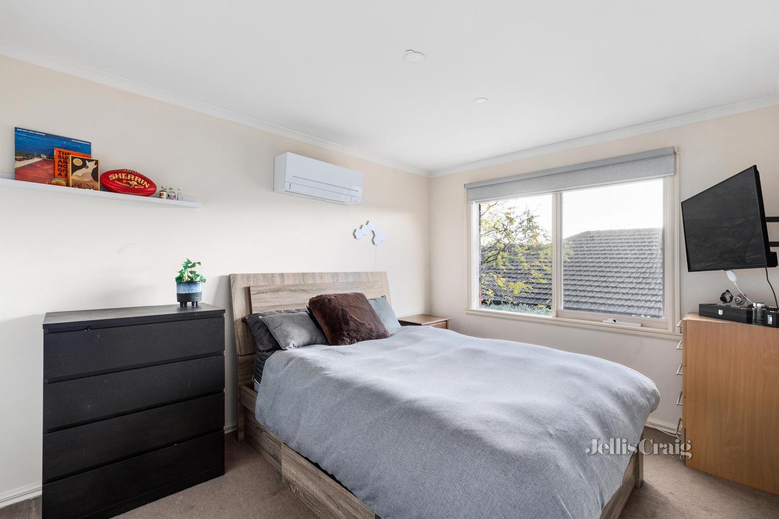 39 Symon Crescent, Greensborough image 14