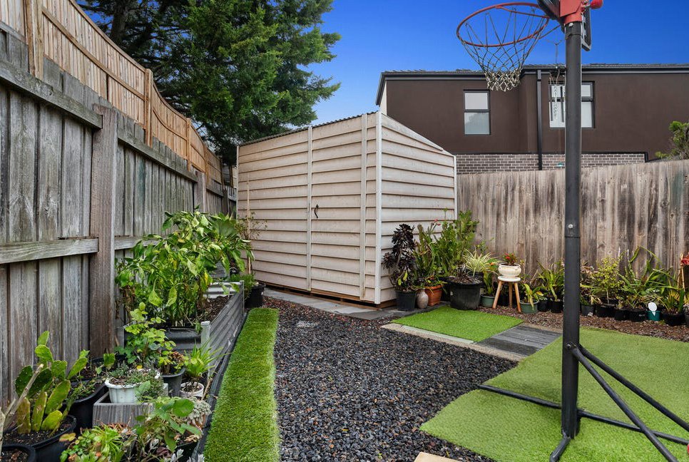 3/9 The Birches, Doveton image 8