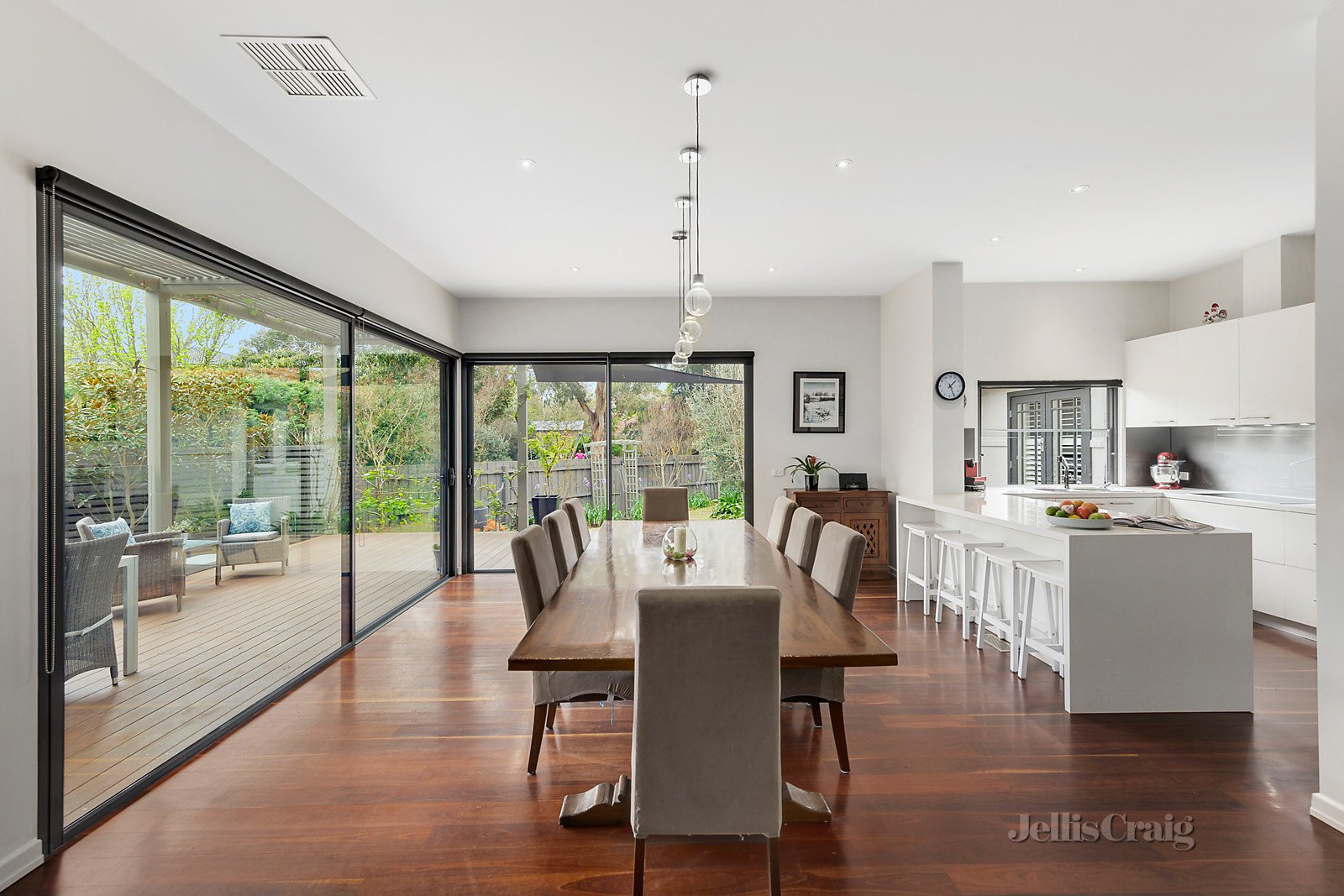 39 The Boulevard, Hawthorn image 9