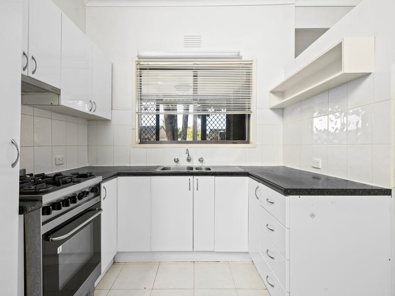 Property Gallery Thumbnail 5