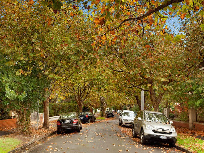 3/9 Tiuna Grove, Elwood image 8