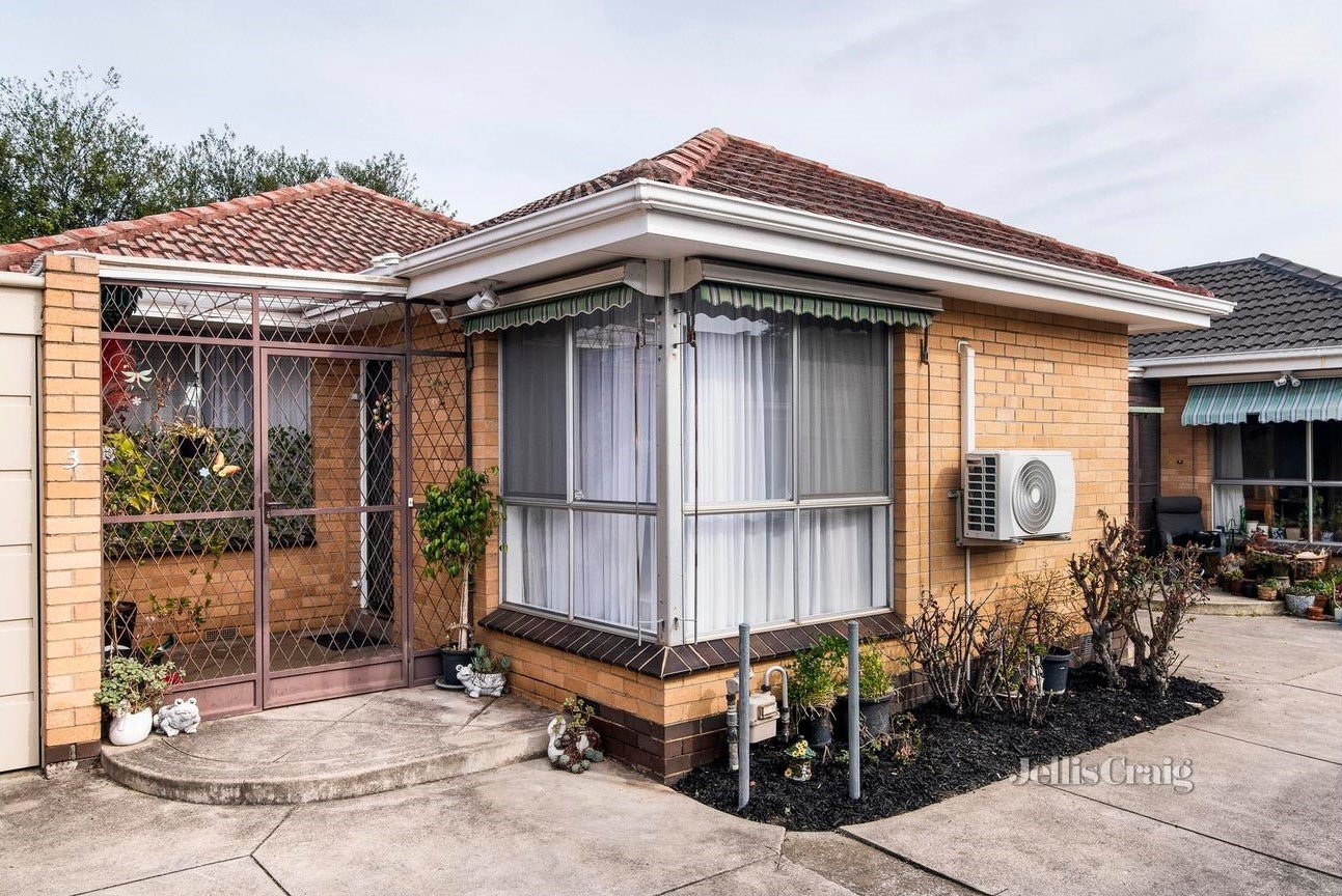 3/9 Ulupna Road, Ormond image 1