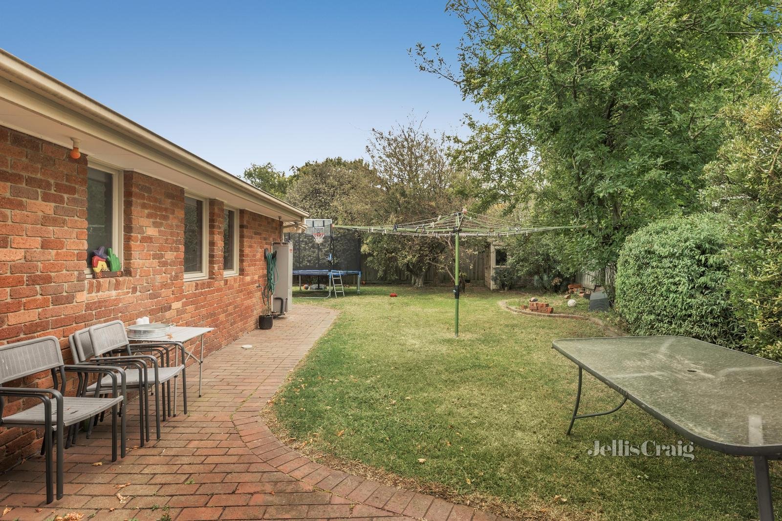 39 Vista Crescent, Rowville image 9