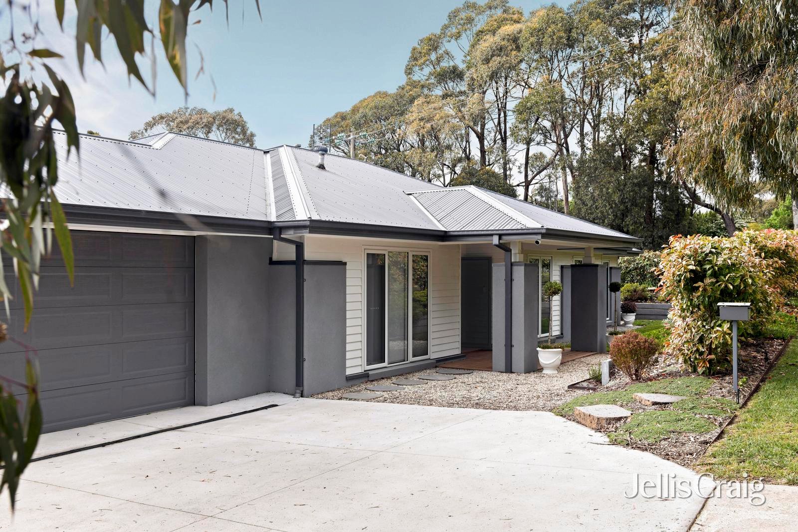 39 Washington Lane, Woodend image 1