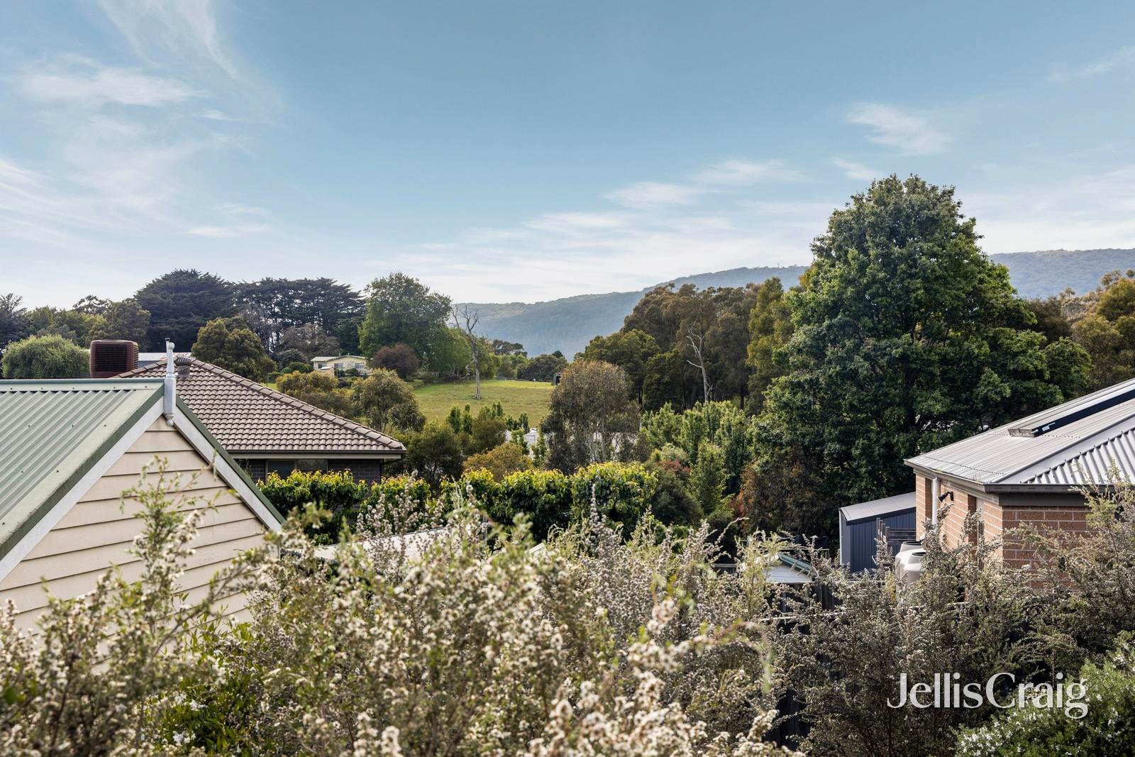 39 Washington Lane, Woodend image 2
