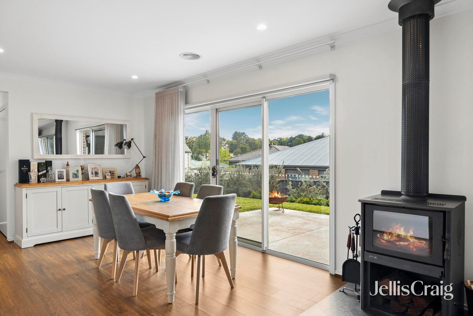 39 Washington Lane, Woodend image 6