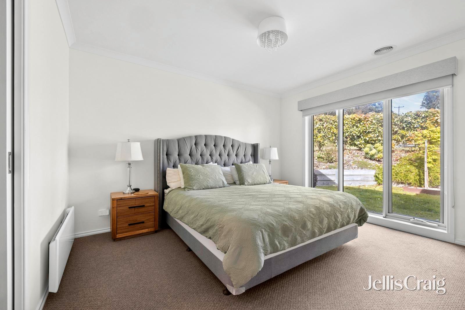 39 Washington Lane, Woodend image 13