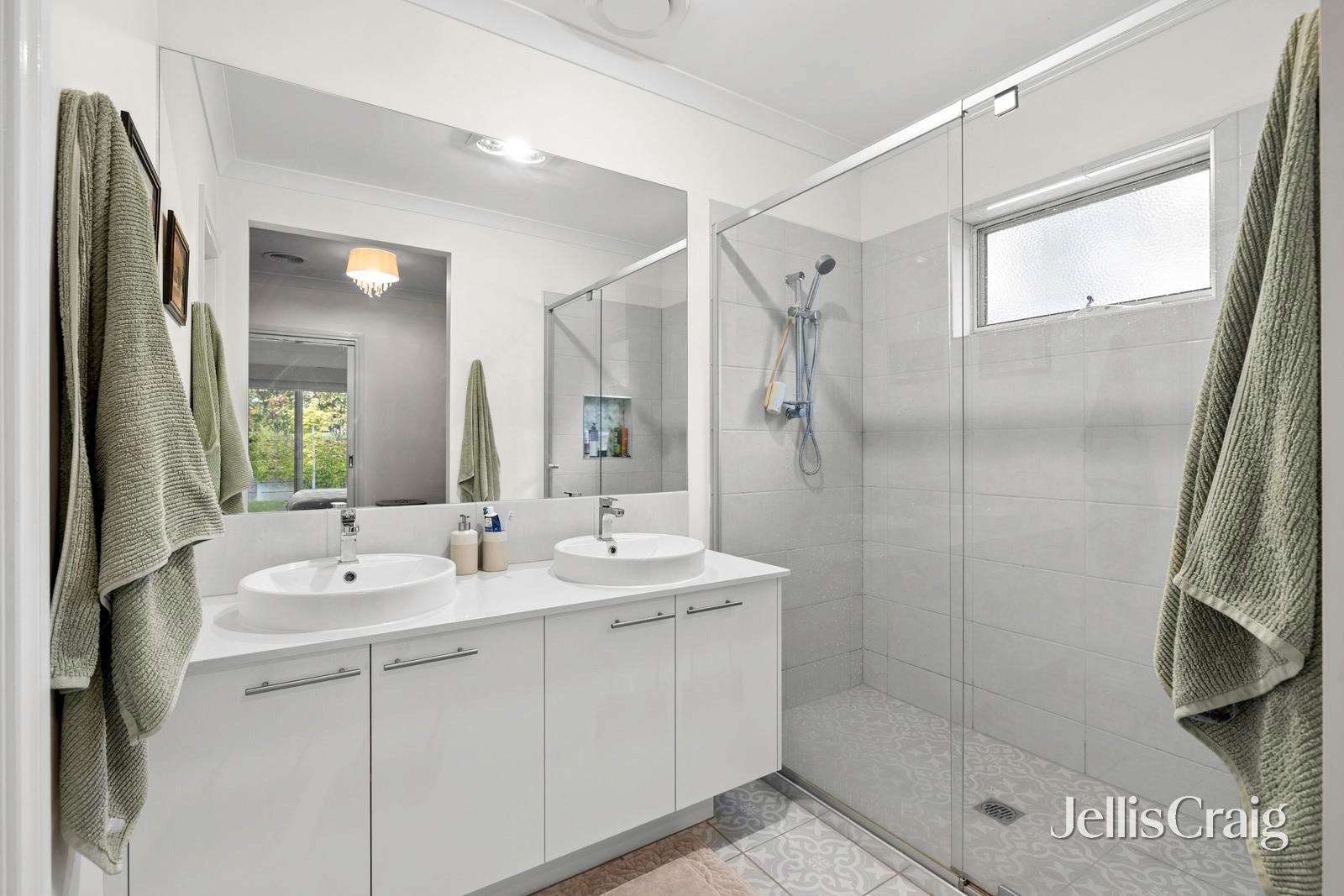 39 Washington Lane, Woodend image 14
