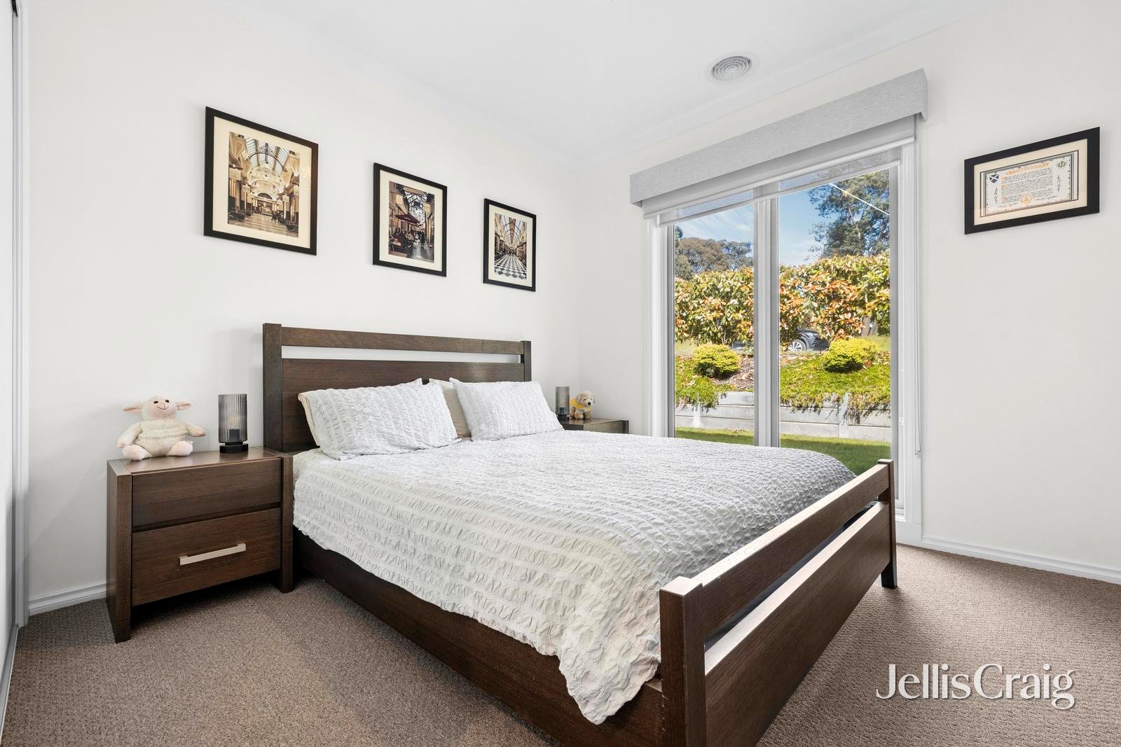 39 Washington Lane, Woodend image 15