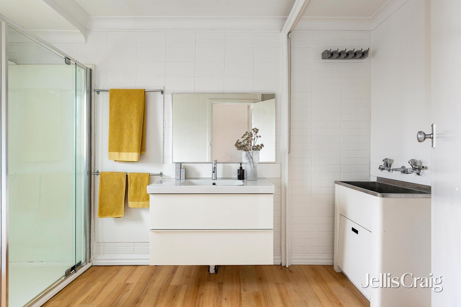 3/9 Waveney Street, St Albans image 6