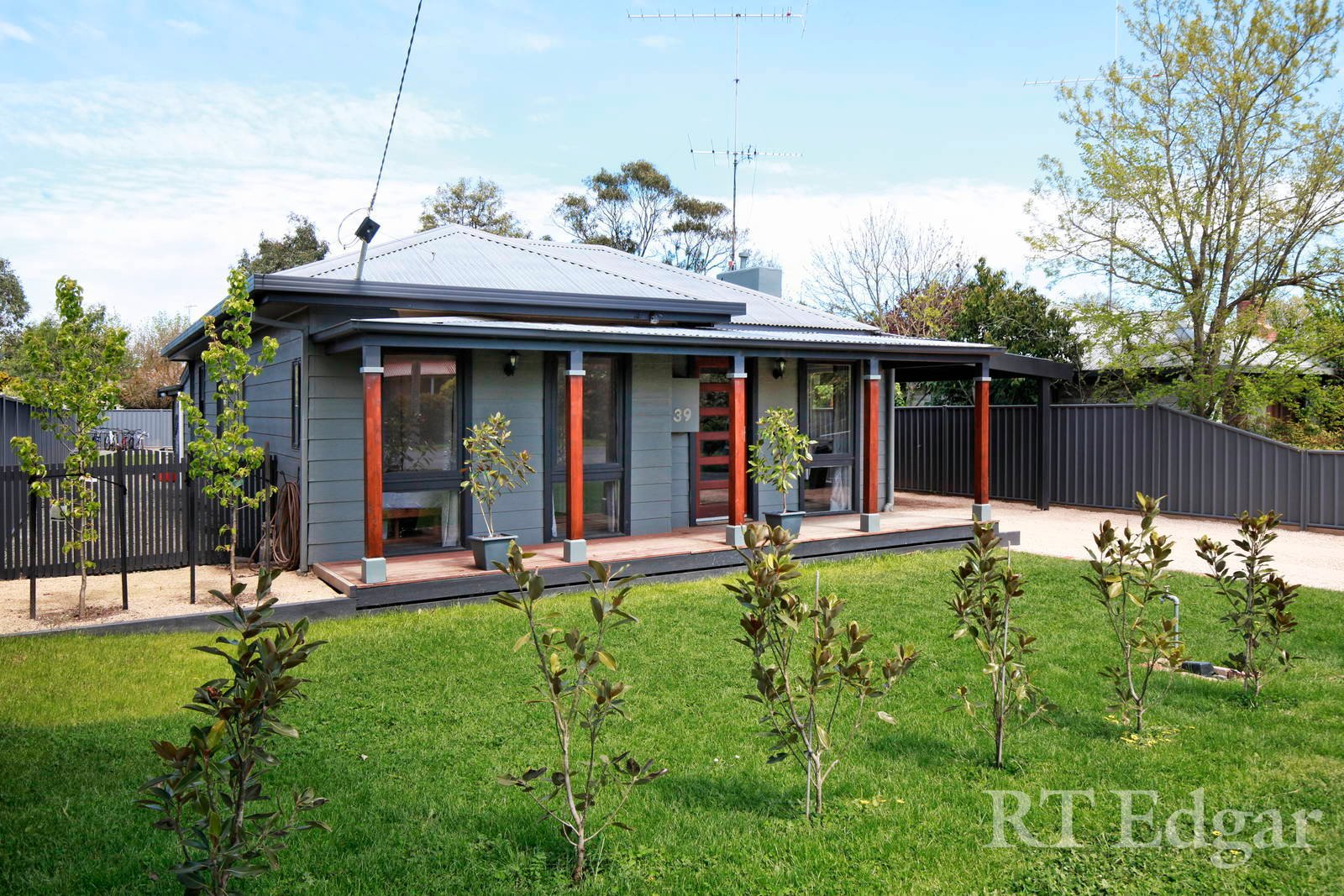 Property Gallery - Main Image