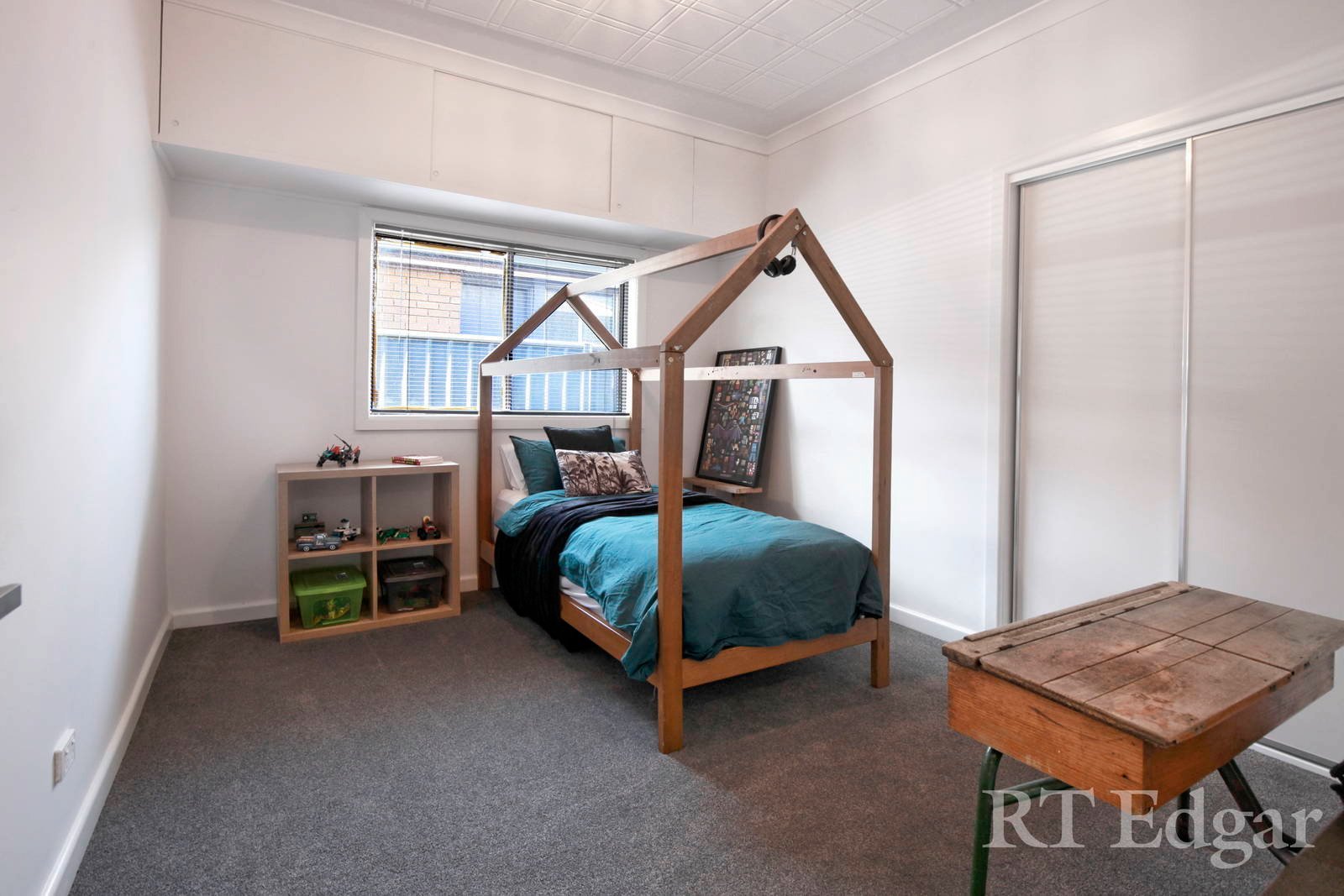 Property Gallery Thumbnail 10