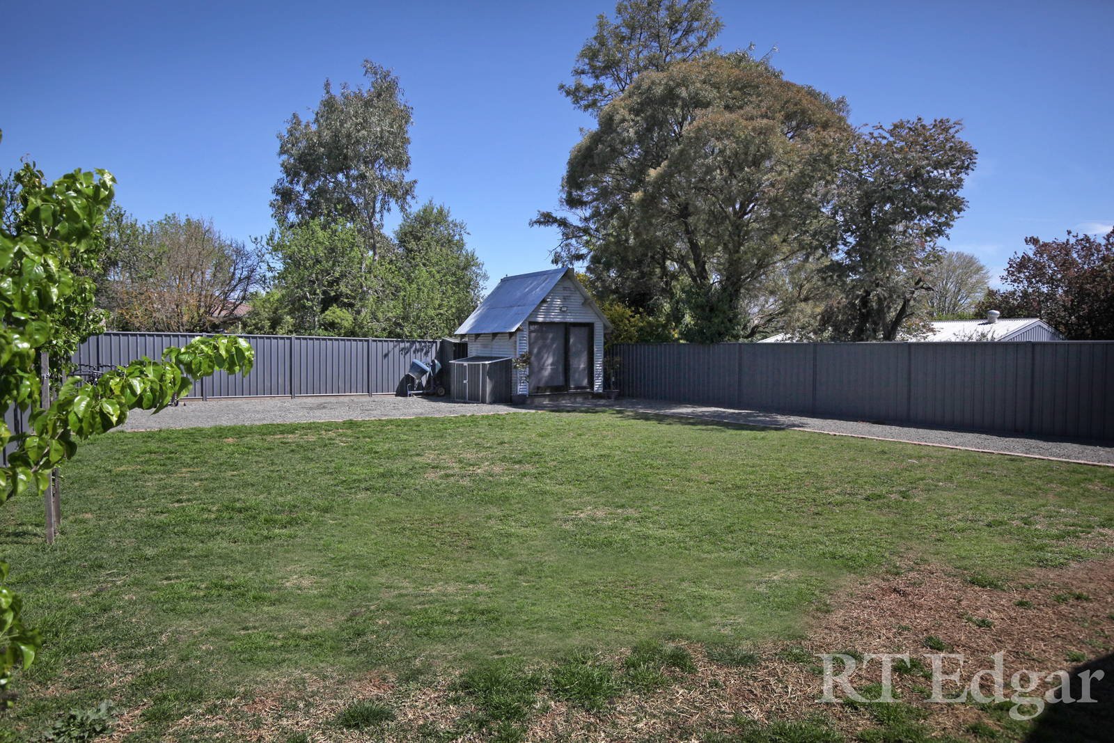 Property Gallery Thumbnail 15