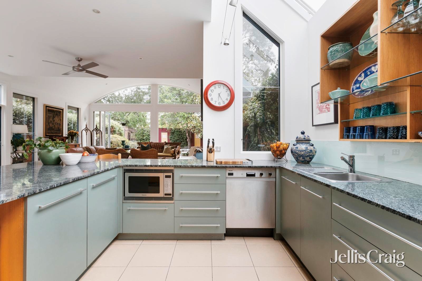 39 York Street, St Kilda West image 13