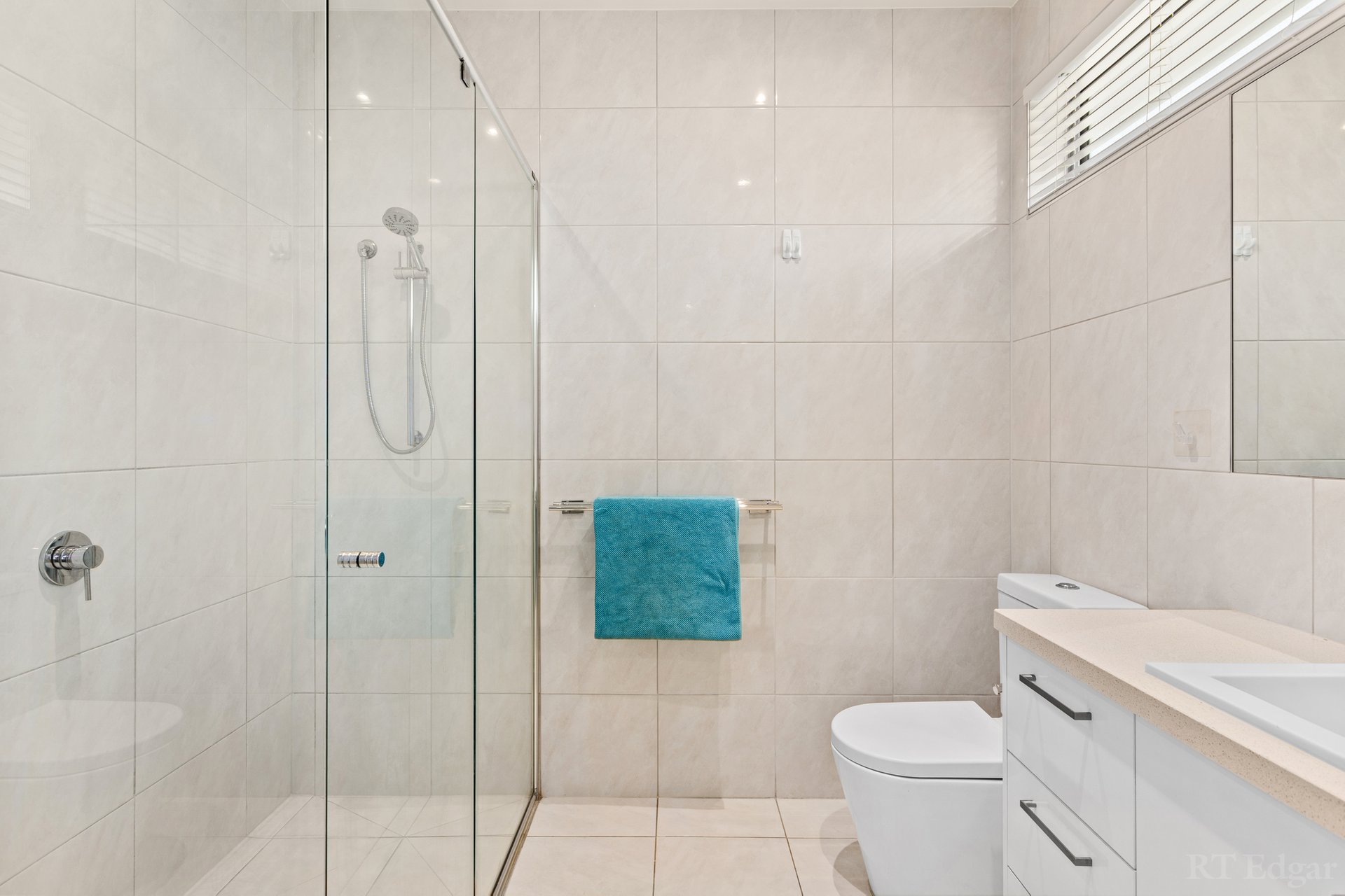 Property Gallery Thumbnail 9