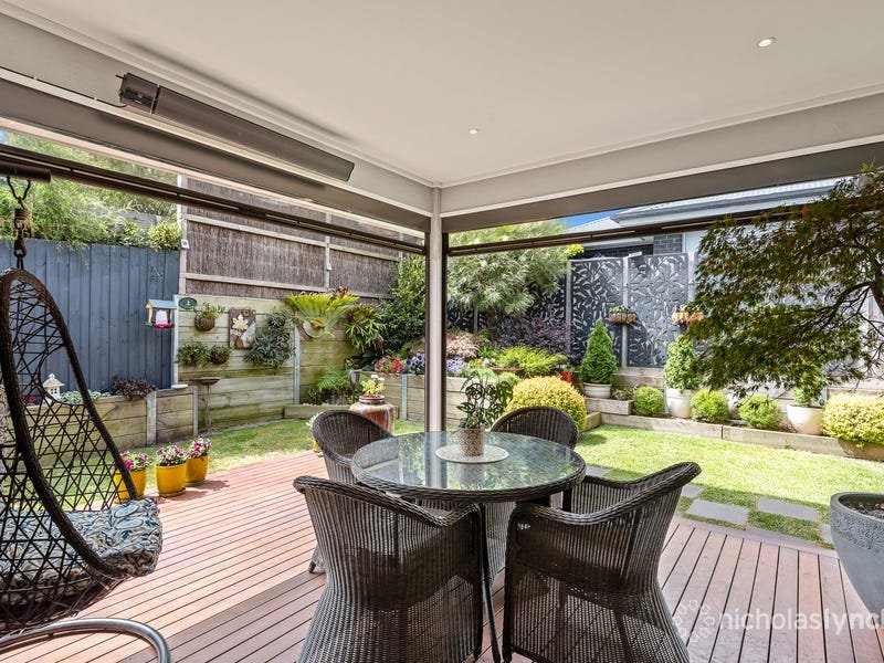 Property Gallery Thumbnail 9