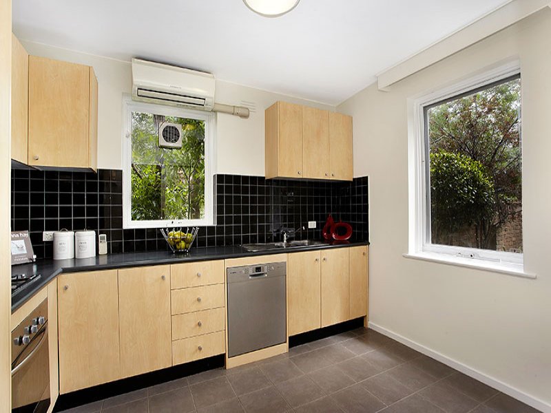 3/90 Liddiard Street, Hawthorn image 4