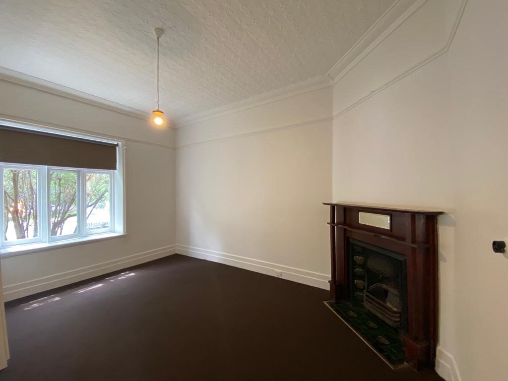 390 Riversdale Road, Hawthorn East image 4
