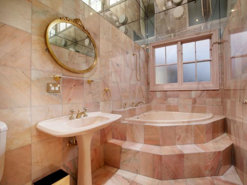 Property Gallery Thumbnail 5